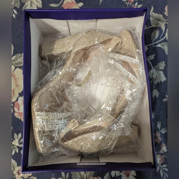 Top Moda Heel (Champagne) - Picture 2 of 5